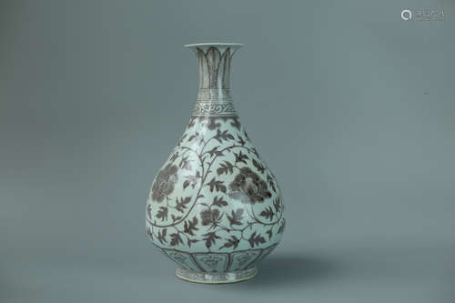 A GLAZED PORCELAIN YUHUCHUNPING VASE