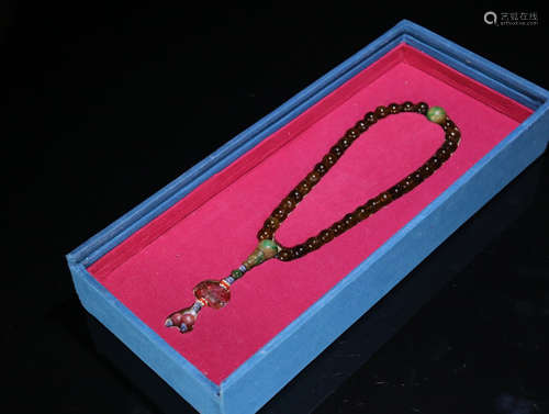 A TOURMALINE BRACELET OF 36 BEADS