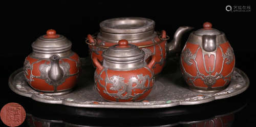 SET ZISHA WITH TIN DECORATED TEA TOOL