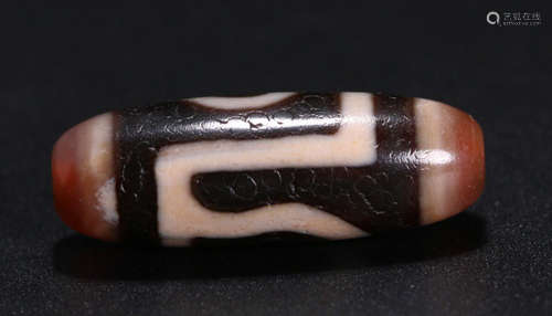 A TIBETAN OLD AGATE ONE EYE DZI