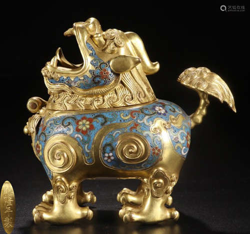 A CLOISONNE CASTED BEAST SHAPED CENSER