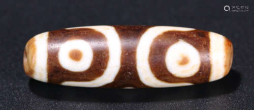 AN OLD AGATE THREE EYES DZI