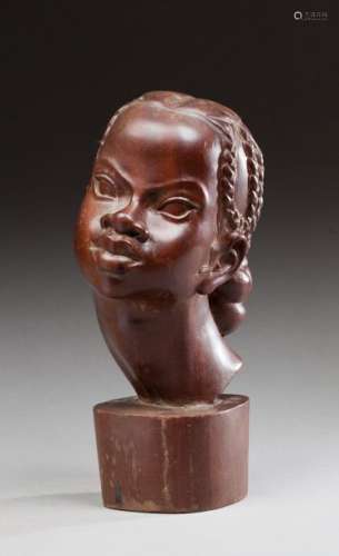Tête de jeune femme malgache sculptée \nBois rouge …
