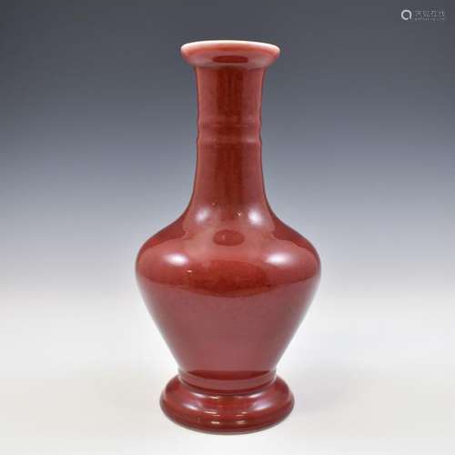 YONGZHENG RED MONOCHROME VASE