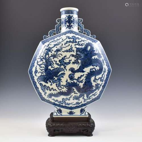 QIANLONG BLUE & WHITE DRAGON PHOENIX HEXAGONAL MOON