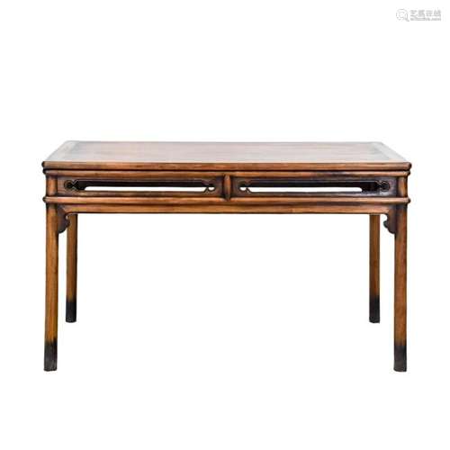 18TH/19TH C. CHINESE HUANGHUALI PAINTING TABLE