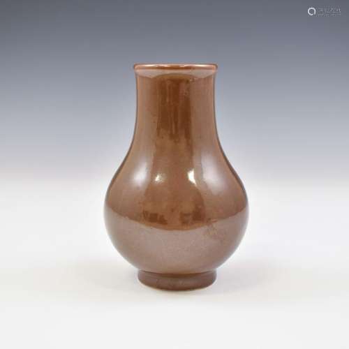 QIANLONG ZIJIN GLAZED PORCELAIN VASE