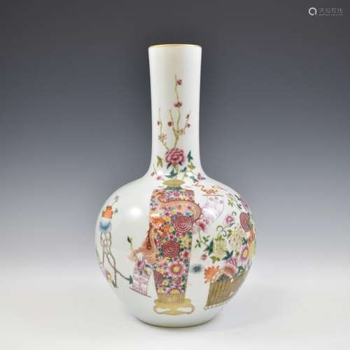 CHINESE FAMILLE ROSE FLORAL CELESTIAL VASE