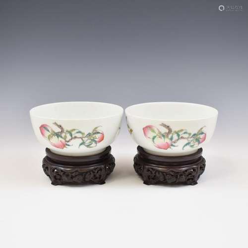 PAIR JIAQING PEACH ABUNDANT BOWLS ON STAND