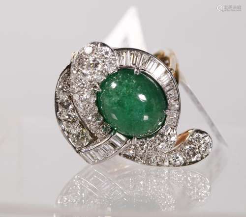 Vintage Cabochon 10ct Emerald & Diamond 14K Ring