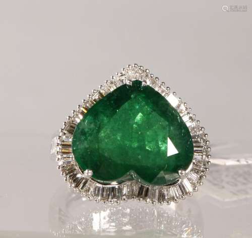 GIA & AIG Heart Shape 10.39ct Emerald 18K Ring