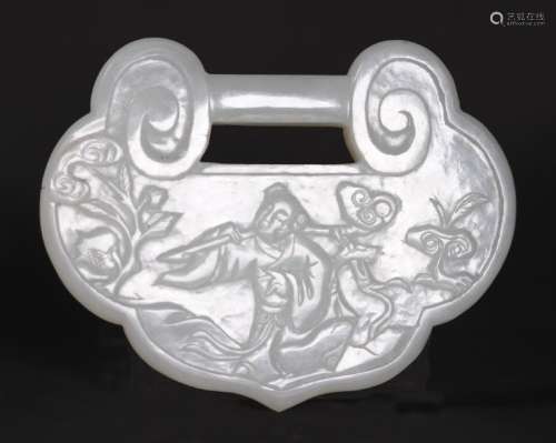 Fine Chinese Qing Carved White Jade 