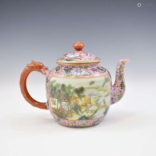 QIANLONG FAMILLE ROSE & GILT TEA POT