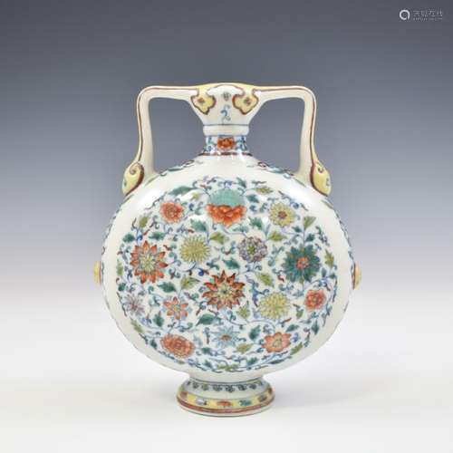 QIANLONG DOUCAI MOON VASE