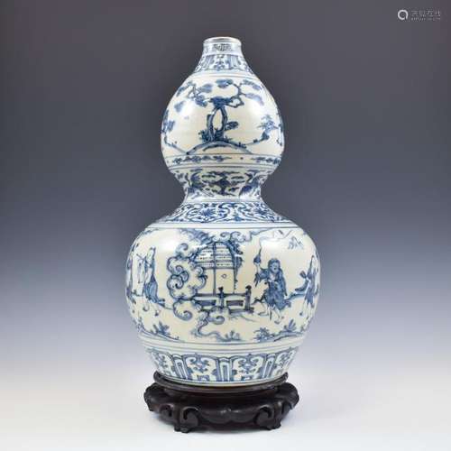 MING BLUE & WHITE IMMORTAL DOUBLE GOURD VASE