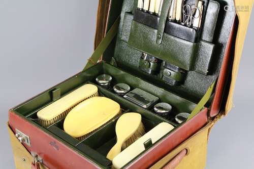 A Gentleman's Travelling Grooming Case