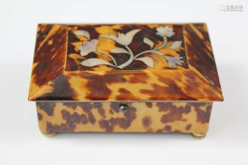 A Victorian Tortoiseshell and Mother of Pearl Trinket Box, approx 8 x 5 cms