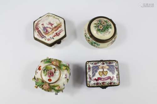 An 18th Century French Enamel Pill/Patch Box