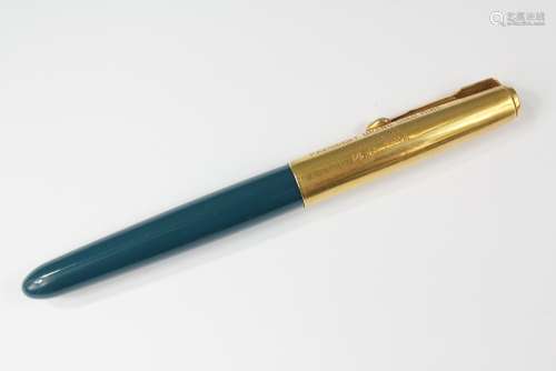 A Vintage Parker 51 Fountain Pen, with an 18ct hallmarked cover inscribed 'President Brand Goldmine' W