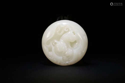 A HETIAN JADE PENDANT