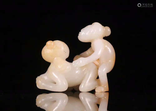 A HETIAN JADE ORNAMENT OF STORY SHAPED