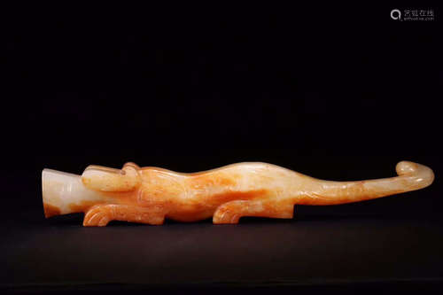 AN ANTIQUE JADE ORNAMENT OF DRAGON SHAPED