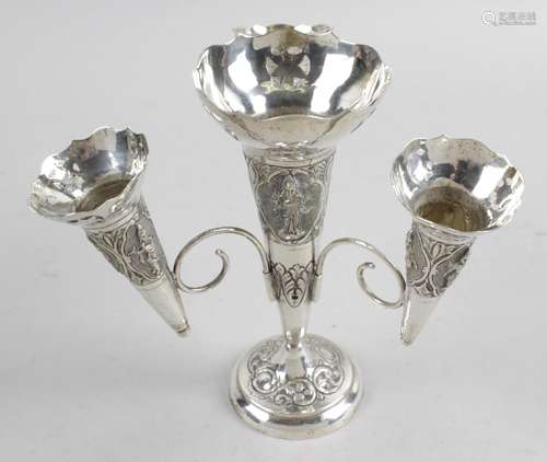 An early twentieth century Eastern epergne,