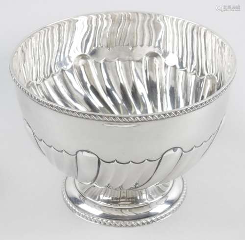 An Edwardian silver footed bowl,