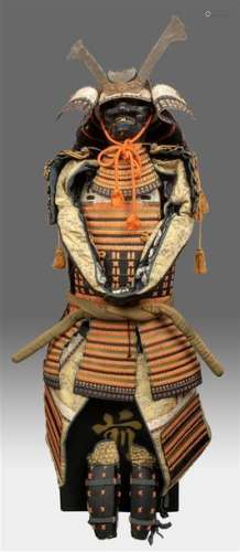 ARMURE DECORATIVE DE SAMOURAÏ \nJapon, Epoque XXe s...;