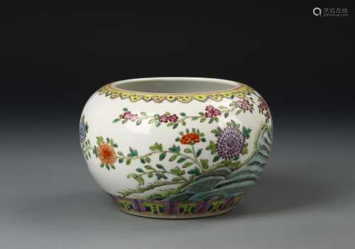 Chinese Famille Rose Brushpot