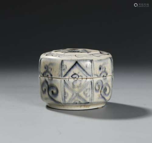 Chinese Blue and White Haxagonal Box with Cover