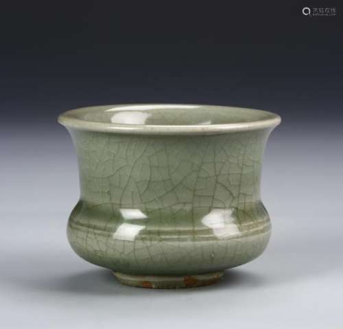 Chinese Lungquan Celadon Glazed Waterpot