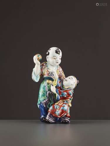 AN ARITA PORCELAIN KARAKO FIGURE