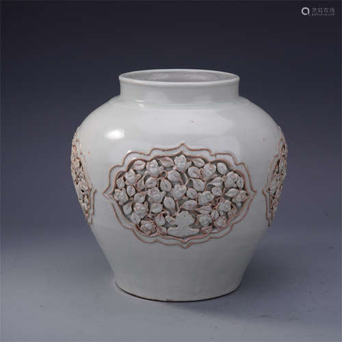 CHINESE PORCELAIN WHITE GLAZE ENGRAVED FLOWER JAR