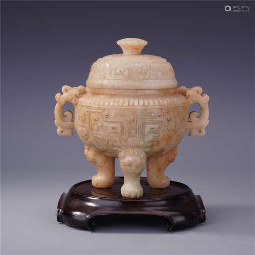 CHINESE ANCIENT JADE LIDDED TRIPLE FEET CENSER