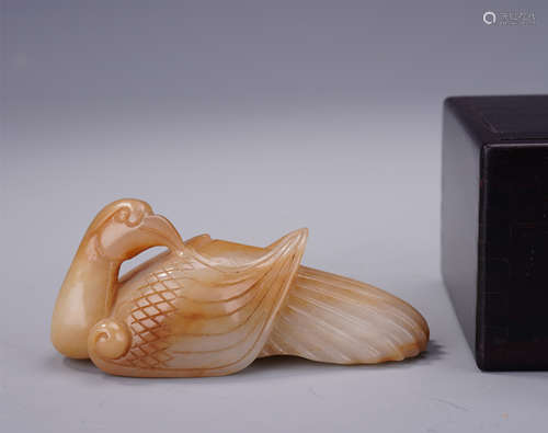 CHINESE ANCIENT JADE BIRD BRUSH HOLDER