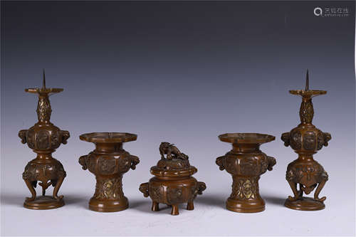 FIVE CHINESE BRONZE ALTAR RITAL VESSELS