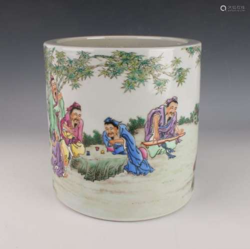 LARGE CHINESE PORCELAIN SCHOLAR BRUSH POT