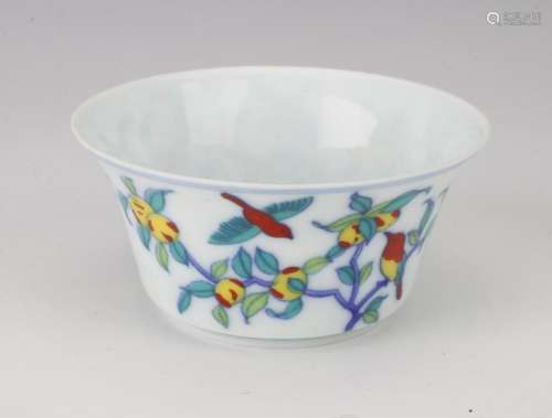 SMALL CHINESE PORCELAIN TEA CUP