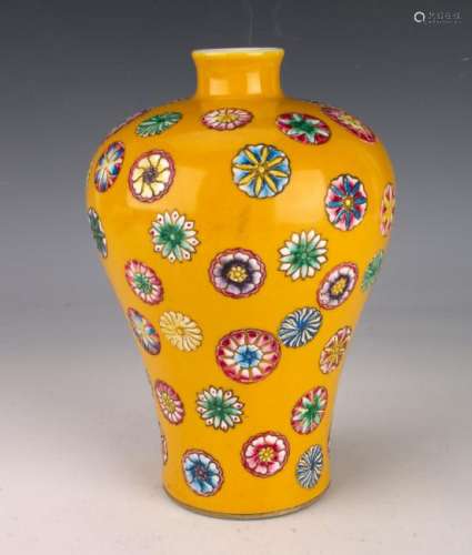 YELLOW VASE WITH FLORAL MEDALLIONS