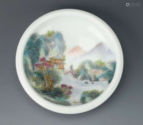 20TH CENTURY PORCELAIN DISH