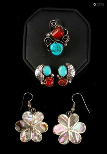 ASSEMBLED LOT OF SILVER TURQUOISE, CORAL JEWELRY