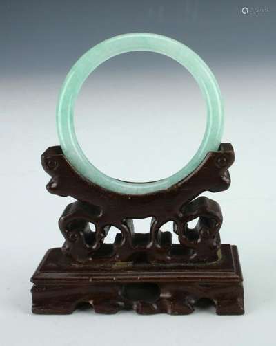 SMALL GREEN JADE BANGLE