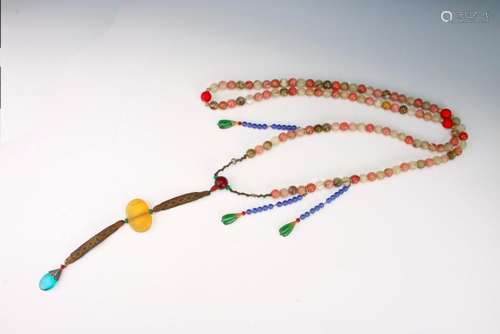 MULTICOLORED COURT NECKLACE