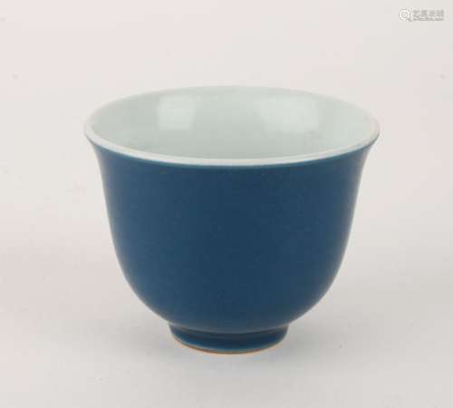 CHINESE PORCELAIN BLUE GLAZED TEA CUP