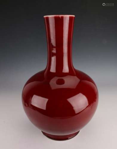 LARGE OXBLOOD GLOBULAR VASE