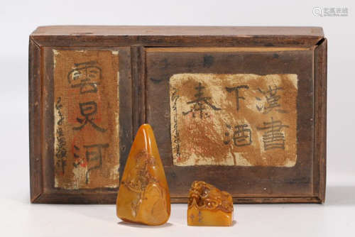 A SET OF TIANHUANG STONE SEALS
