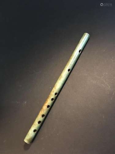 Flûte en pierre dure Chine L. 35,7 cm