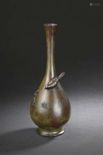 Vase en bronze Japon, XIXe siècle Piriforme, la pa...;