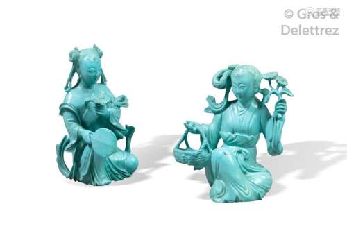 Chine, vers 1930 Deux statuettes en turquoise, rep…